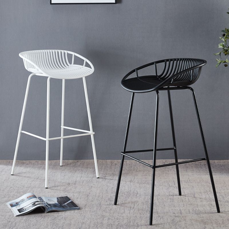 29-Zoll-zeitgenössischer Stuhlhocker Armless Plastic Innenstuhl mit Eisenbasis