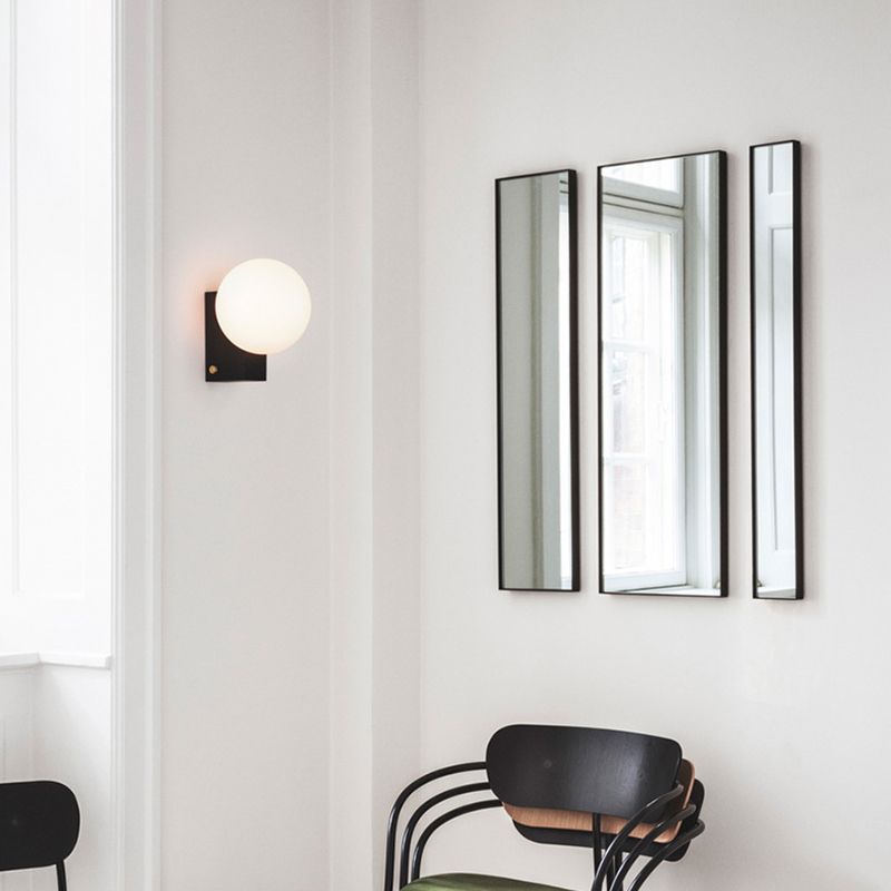 Postmodern Wall Light Sconce Minimalist Wall Light Fixture for Bedroom