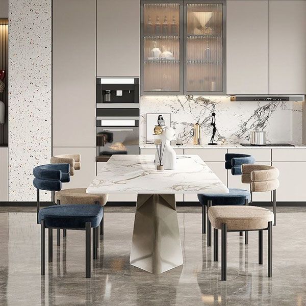 Silla sin brazos de comedor de metal moderno, silla lateral de comedor de terciopelo para uso en restaurantes