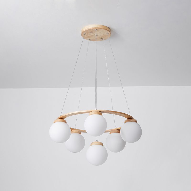 Houten cirkelvormige kroonluchter eenvoud hangend licht met bol wit glazen schaduw