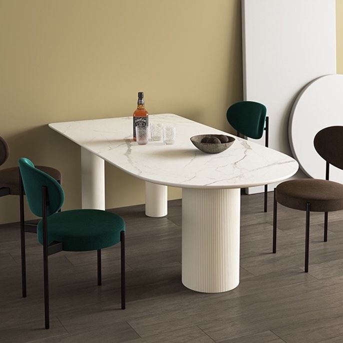 Unregelmäßiger Sinterstein -Esstisch moderner Insel Tisch mit hölzernen Doppelpodest