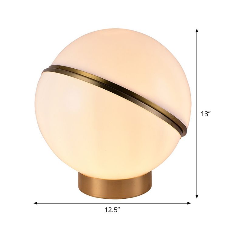 Spotage Semiball Metal Night Table Lampe simplicité Verre de lait 1 Light Gold Tablette de nuit pour le salon