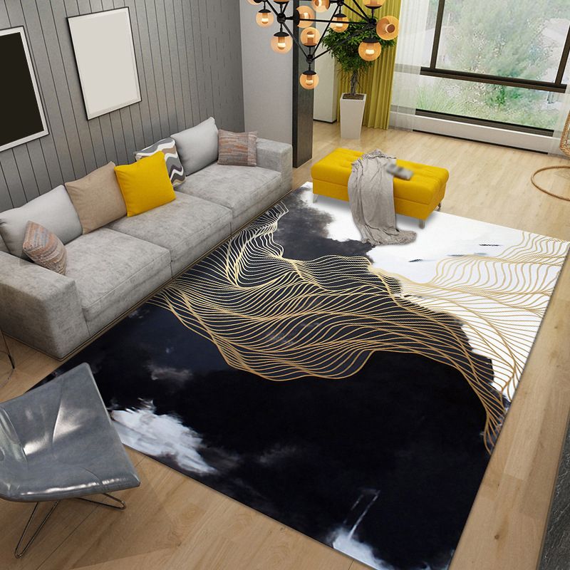 Tapis de tapis moderne noir tapis lavable de ligne irrégulière pour salle de dessin