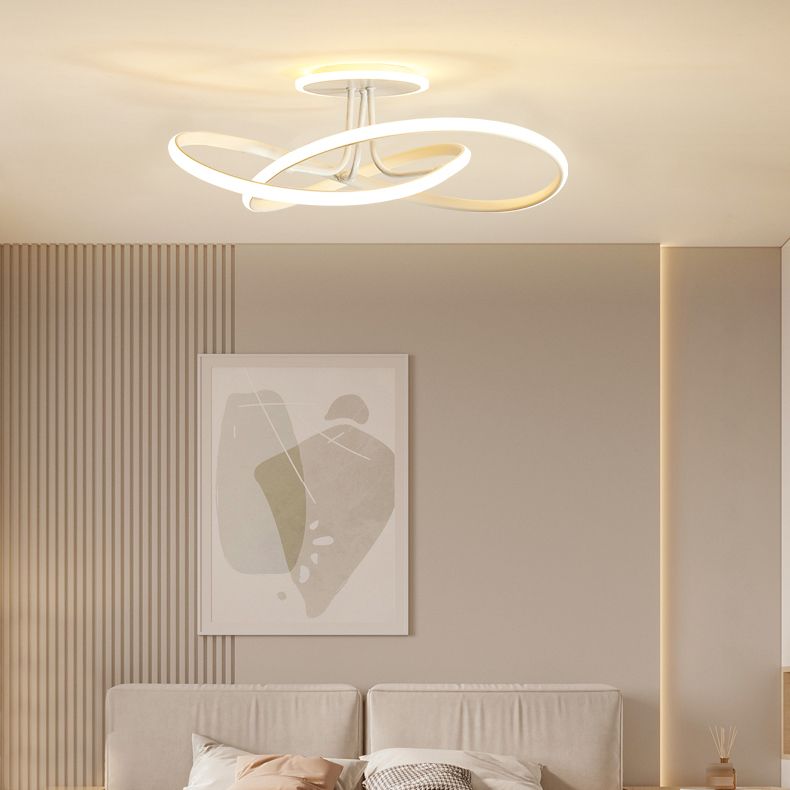 Moderne stijl lineaire vorm plafondarmaturen metaal 2 lichte plafondverlichting