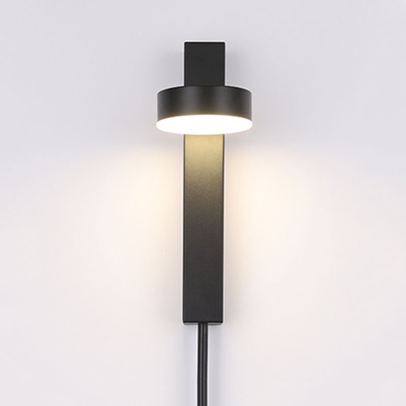 Metal Round Shape Wall Light Modern Style 1 Light Wall Mount Light