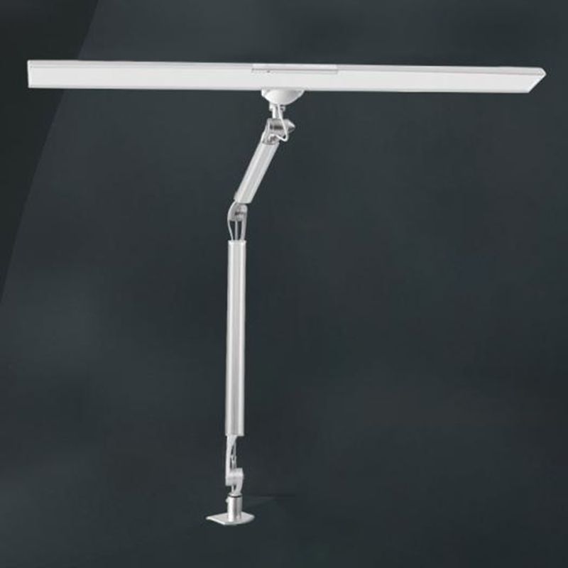 Lampe de table de chevet à LED en métal dans la lampe de table intérieure réglable moderne à style concis moderne