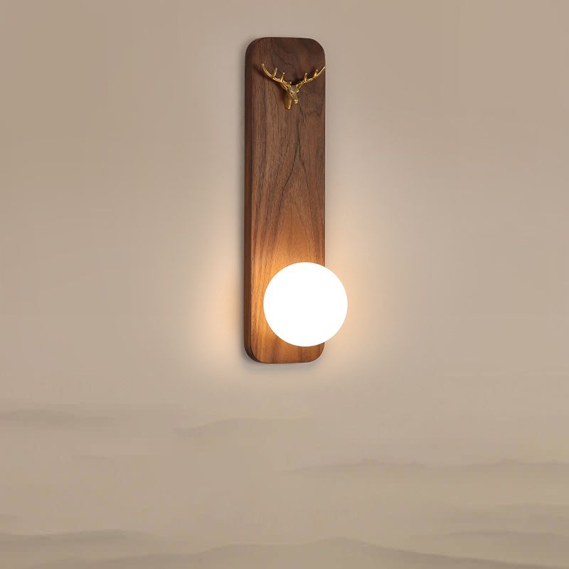 Luci da parete in legno alte da 16 "moderni lampada da applique con tonalità in vetro di latte