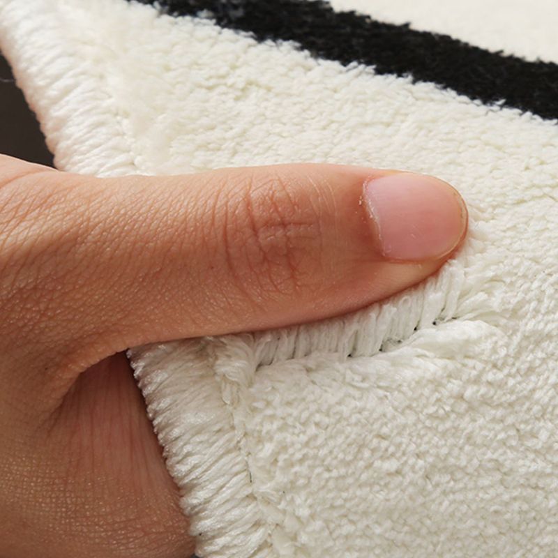 White Tone Modern Indoor Rug Polyester Abstract Lines Carpet Stain Resistant Rug for Home Decoration