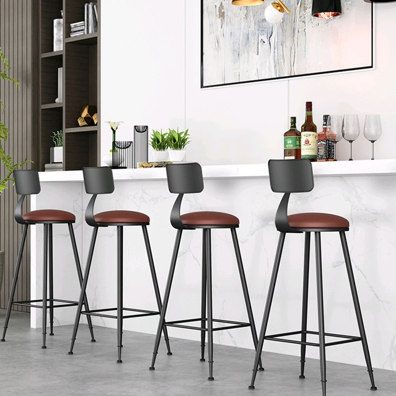 Taburete industrial sin brazos para mostrador, taburete de bar de hierro para cajero con cojín de cuero
