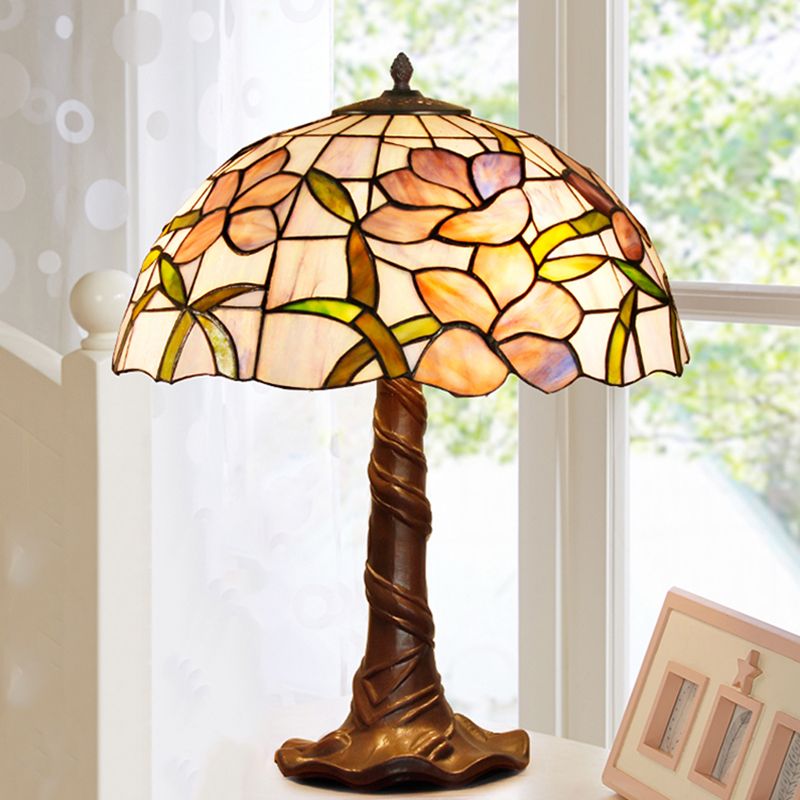 Tiffany gewölbter Nachttisch leichter 1-Kopf-Schnittglas-Tischlampe mit Zugketten im Kaffee