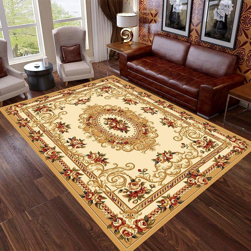 Yellow Traditional Area Carpet Medallion Pattern Polyester Area Rug Stain Resistant Rug for Bedroom