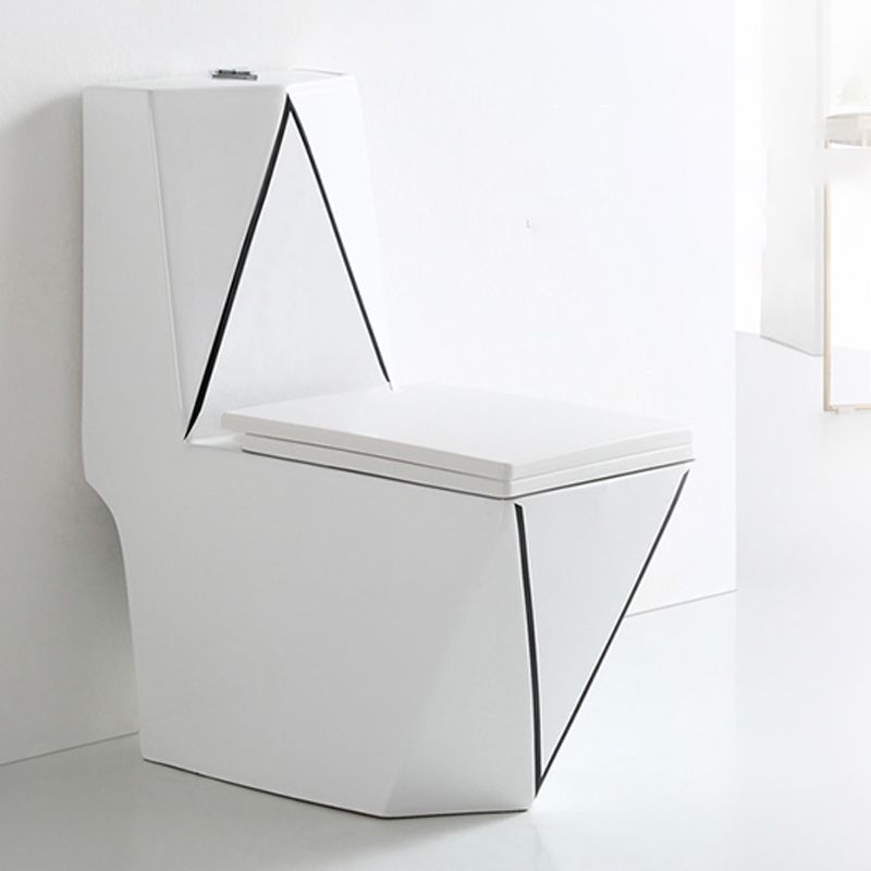 Skirted Toilet Traditional Floor Mount One-Piece Toilet with Slow Close Seat