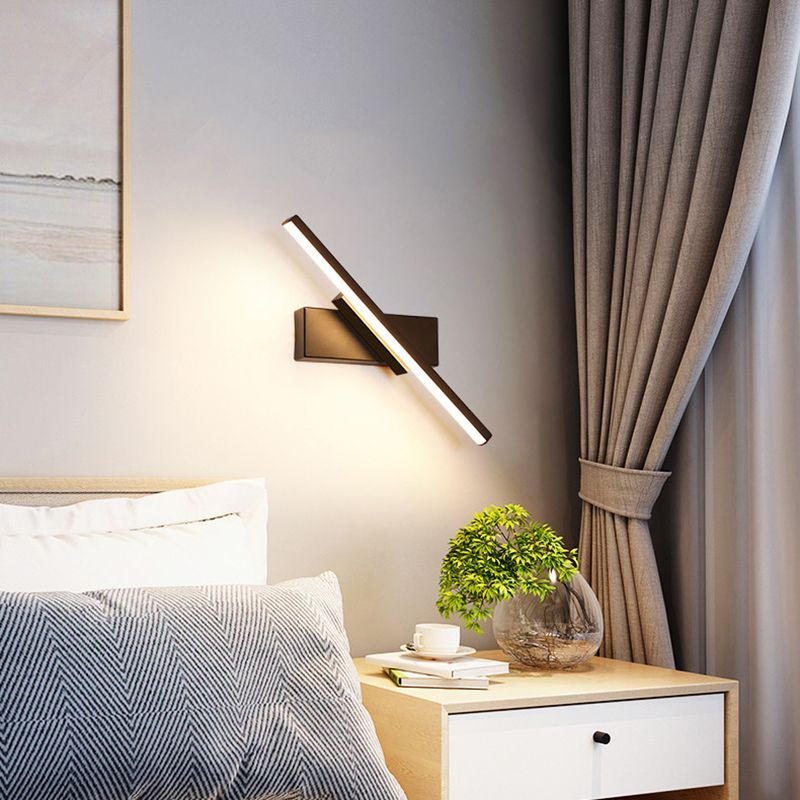 Modern Style Linear Shape Wall Sconce Metal 1 Light Wall Lighting for Beside