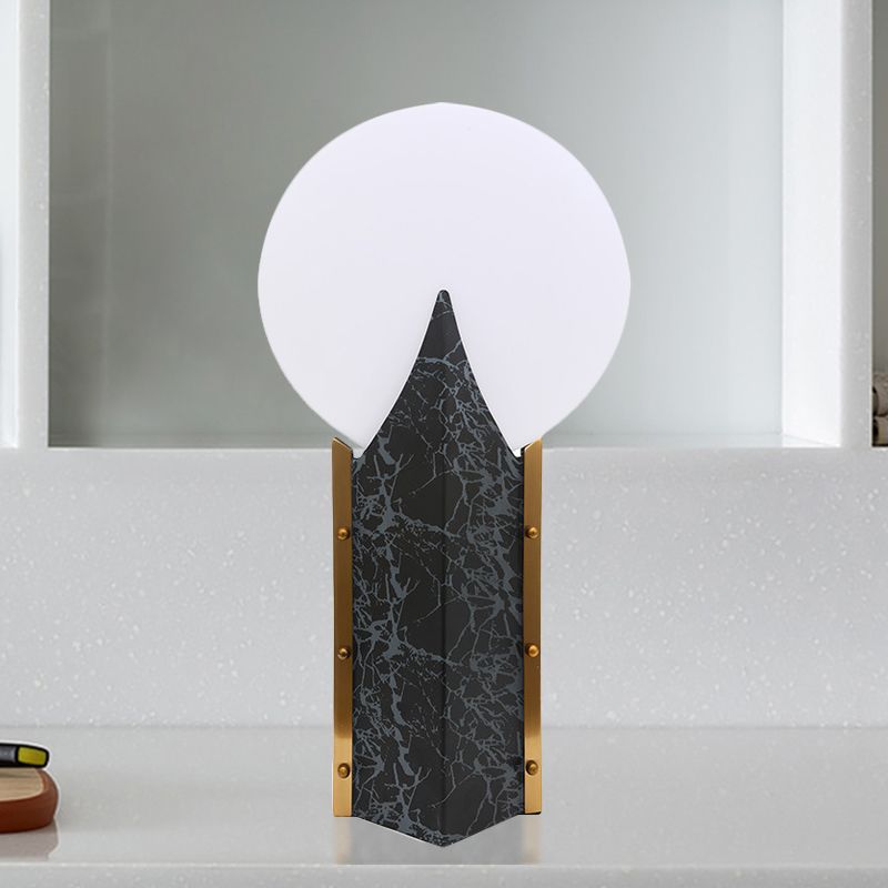 Panneau rond acrylique Light Light Modern 1 Light Black Creative Table Lampe avec base en acier inoxydable