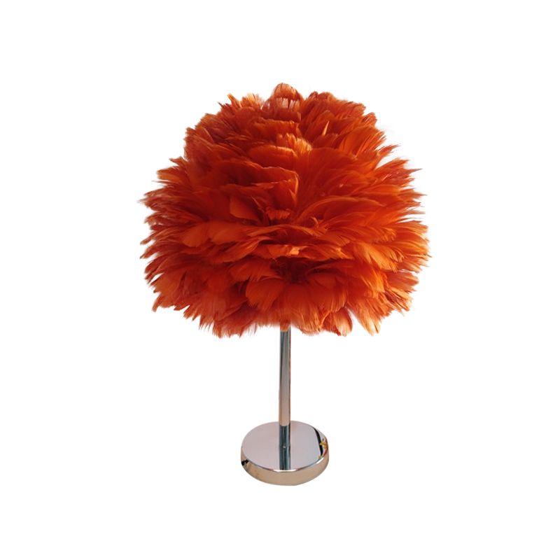 Moderna lampada da tavolo plug-in Artichoke Feather 1 luce Lampada da comodino per ragazze in rosa/grigio/bianco