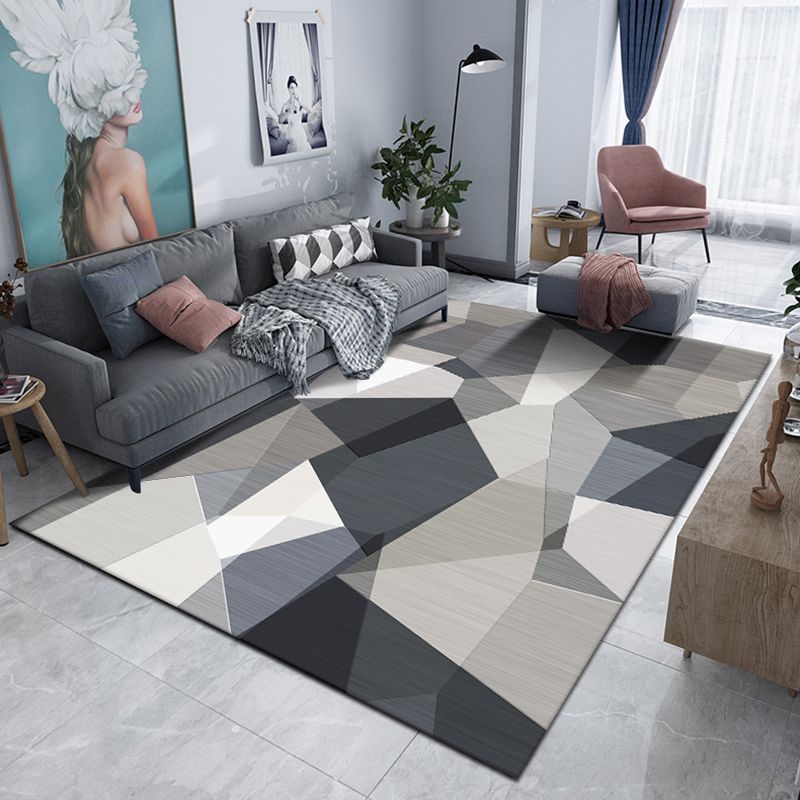 Gray Tone Simplicity Indoor Rug Polyester Triangle Print Carpet Washable Rug for Home Decoration