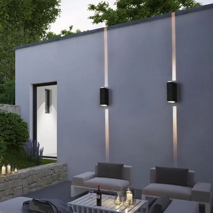 7.5" H Outdoor Waterproof LED Wall Sconce 2-Lights Modern Style Aluminum Alloy Courtyard Corridor Wall Light in Frosted Black