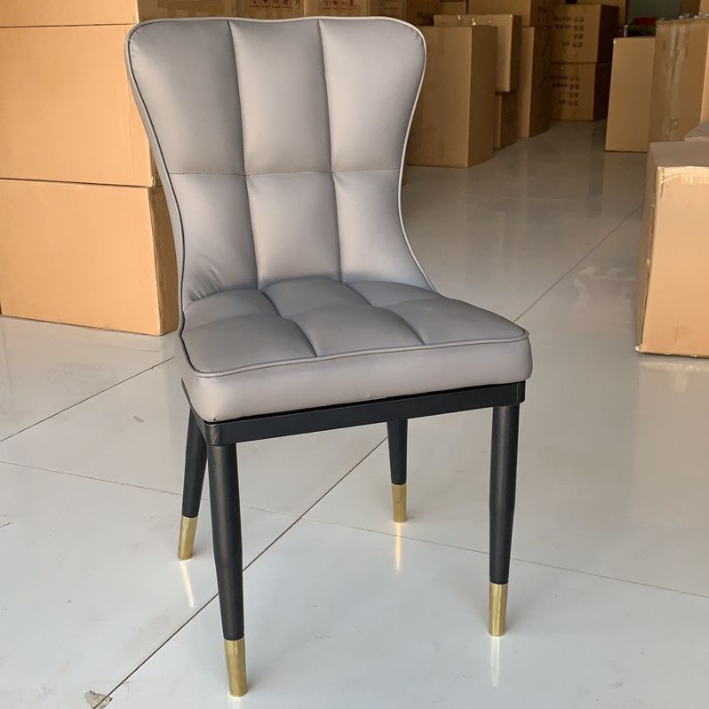 Sillas de comedor sin brazos de cuero modernas, sillas laterales tapizadas con patas de metal
