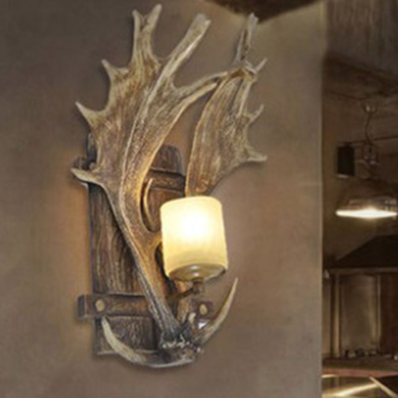 Resin Antler Wall Mount Light Retro 1-Light Restaurant Wall Lighting with Handblown Glass Shade in Brown