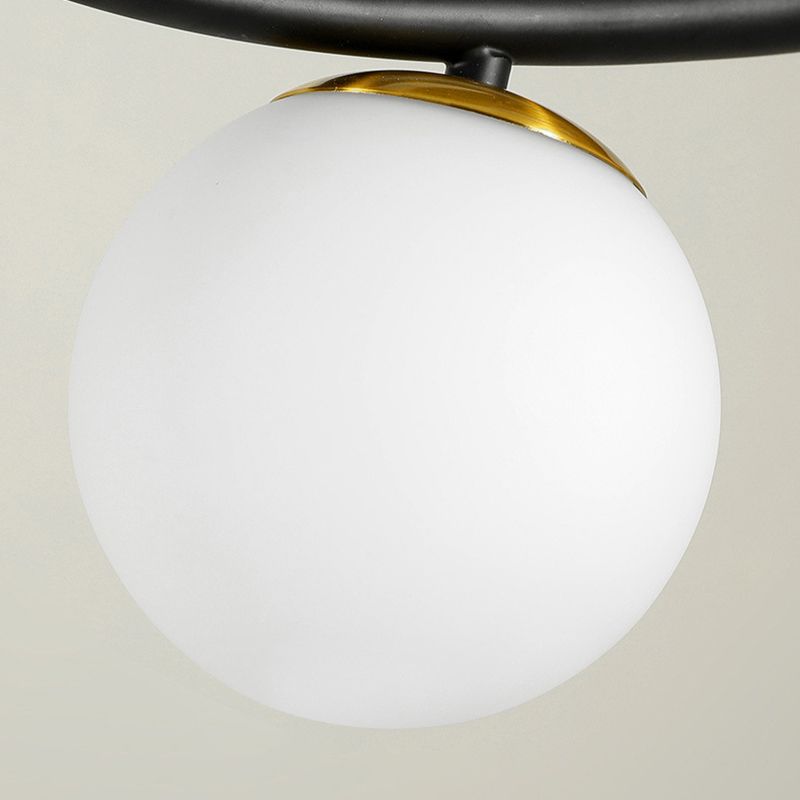 Modern Creative Globe Isola Light Iron Iron Firmine a 4 luci a 4 luci con tonalità di vetro