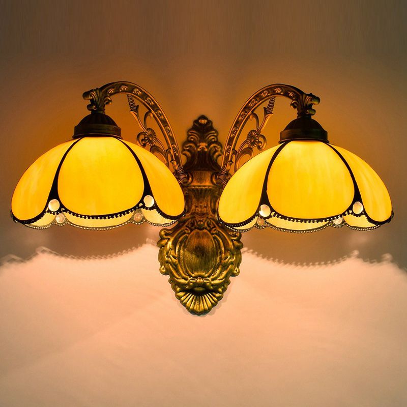 Tiffany Flower Shape Wall Mount Light Fixture Glass 2 Light Sconce Lamp