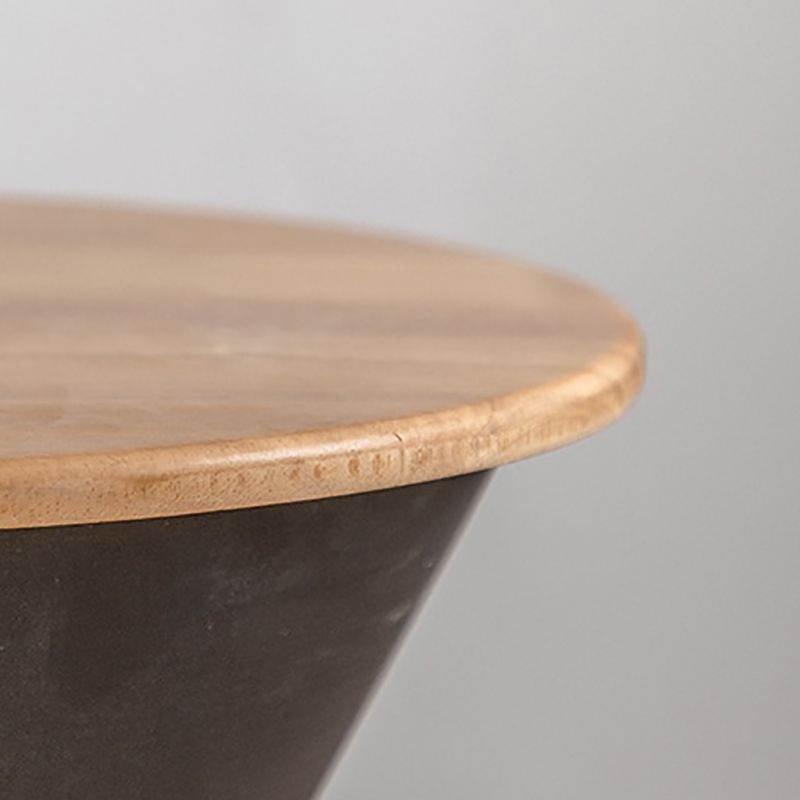 17" Wide French Country Side Table Metal Round Accent Side Table