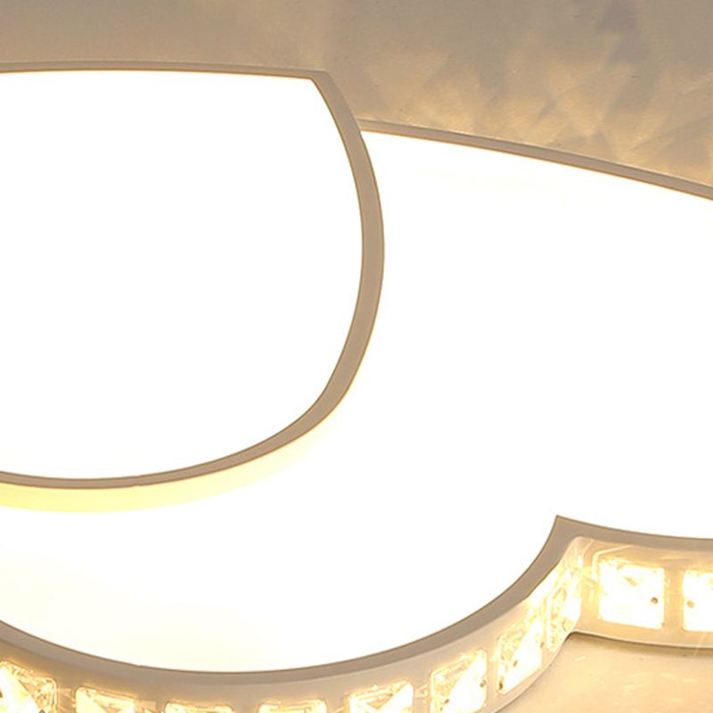 White LED Ceiling Light in Modern Luxury Style Heart-Shaped Flush Mount with Acrylic Shade