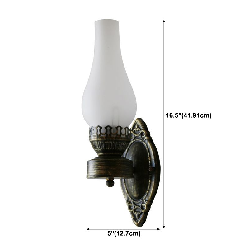 Retro Metal Wall Light Kerosene Wall Sconce with Glass for Coffee Shop