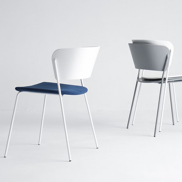Parte posterior abierta industrial que cena sillas laterales sin brazos del final mate de la silla lateral