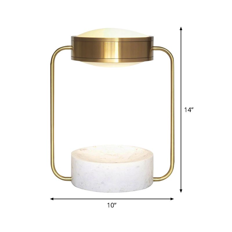 Éclairage de table de nuit ronde en métal moderniste 1-Bulb Éclairage de table de nuit réglable en or pour salle d'étude