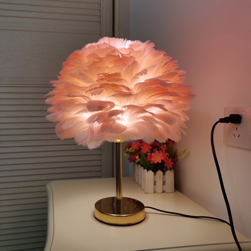 Zeitgenössischer Stil Schreibtisch Beleuchtung Leuchte kreative Federschreibtischlampe für Schlafzimmer