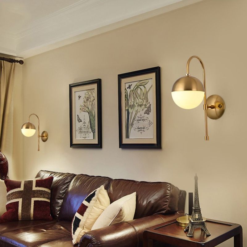 1 Light Unique Shape Wall Light Fixture Modern Wall Mounted Lighting in Gold