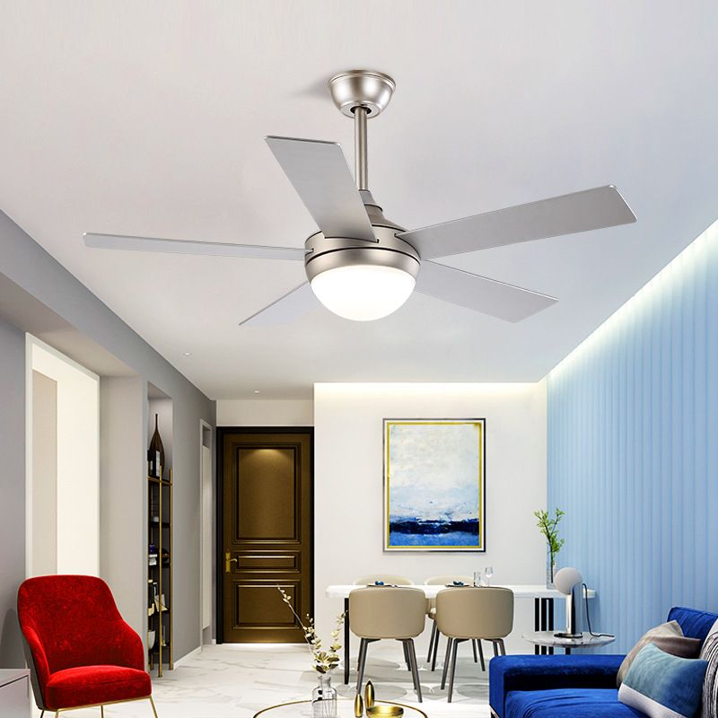 Modern Dome Semi Flush Lighting 48 "Lámpara de ventilador de techo metálico LED ancho en plata para sala de estar con 5 cuchillas transparentes
