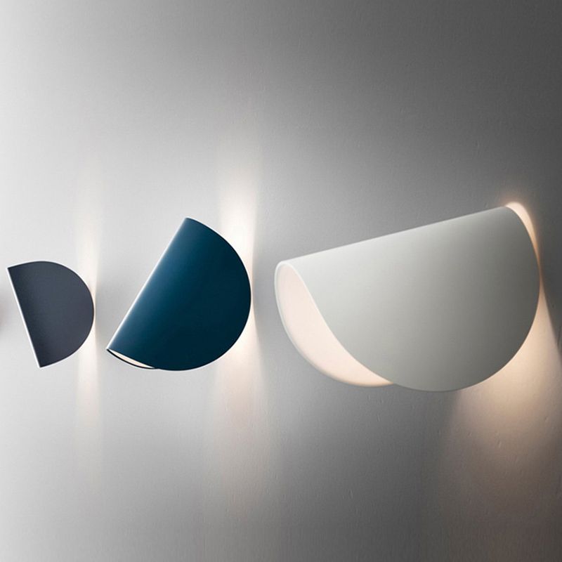 Modern Simple Metal Wall Light Arc Shape Rotatable Wall Lamp for Living Room