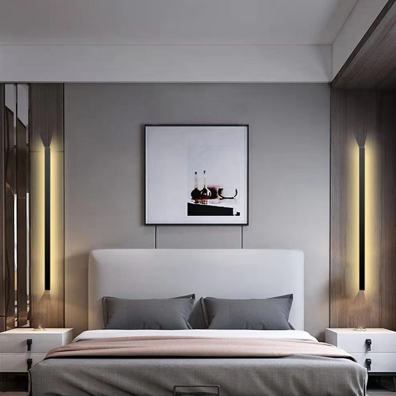 1 Light Linear Wall Mounted Lamp Simplicity Metal Wall Lighting Idea in Black