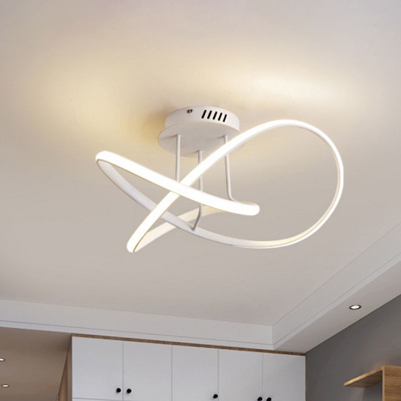 Black / White Twisted Line Ceiling Flush Contemporary LED Aluminium Semi Flush Chandelier in Warm / White Light, 19.5 "/23.5" Largeur