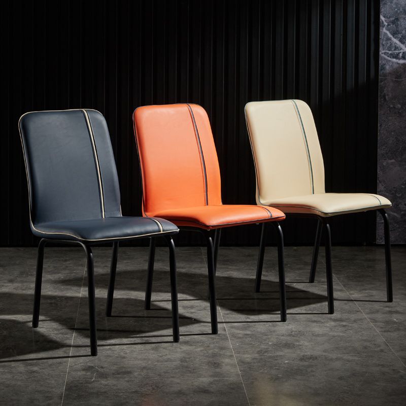 Silla de comedor de cuero de estilo moderno, silla sin brazos de cocina con patas de metal