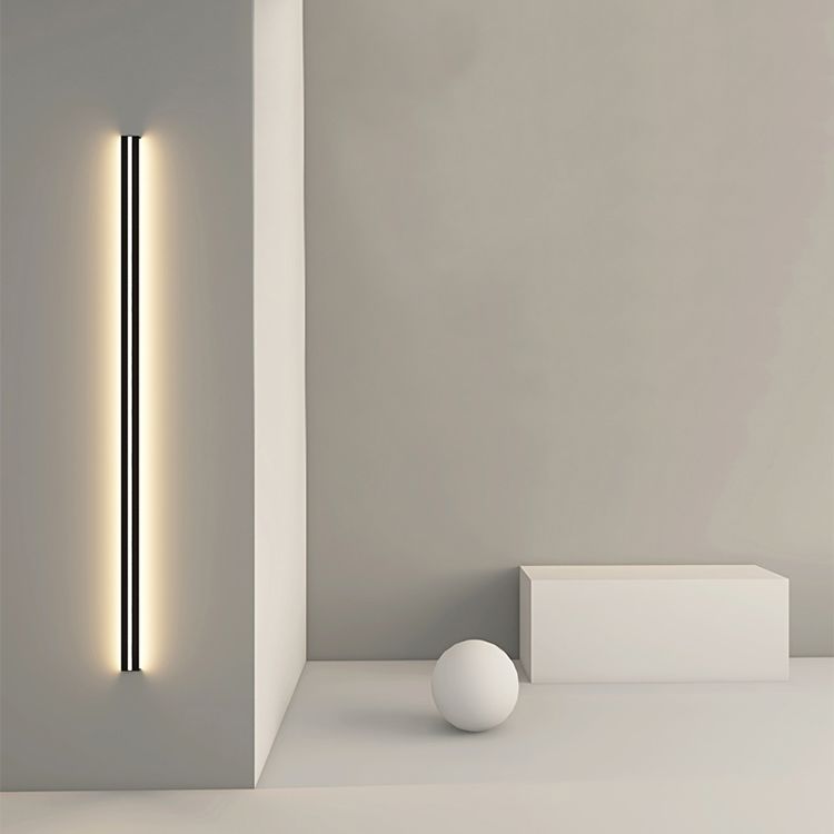 1 Light Linear Shape Wall Lighting Modern Style Metal Wall Light Sconce in Black