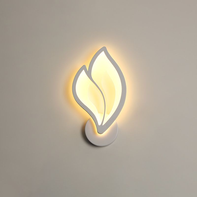 Lámpara de pared LED blanca acrílica en un estilo creativo moderno apliques de pared de hierro forjado para espacios interiores