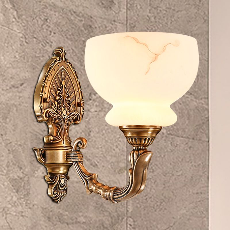 Colonial Style Bowl Shade Mur Mount Lumière