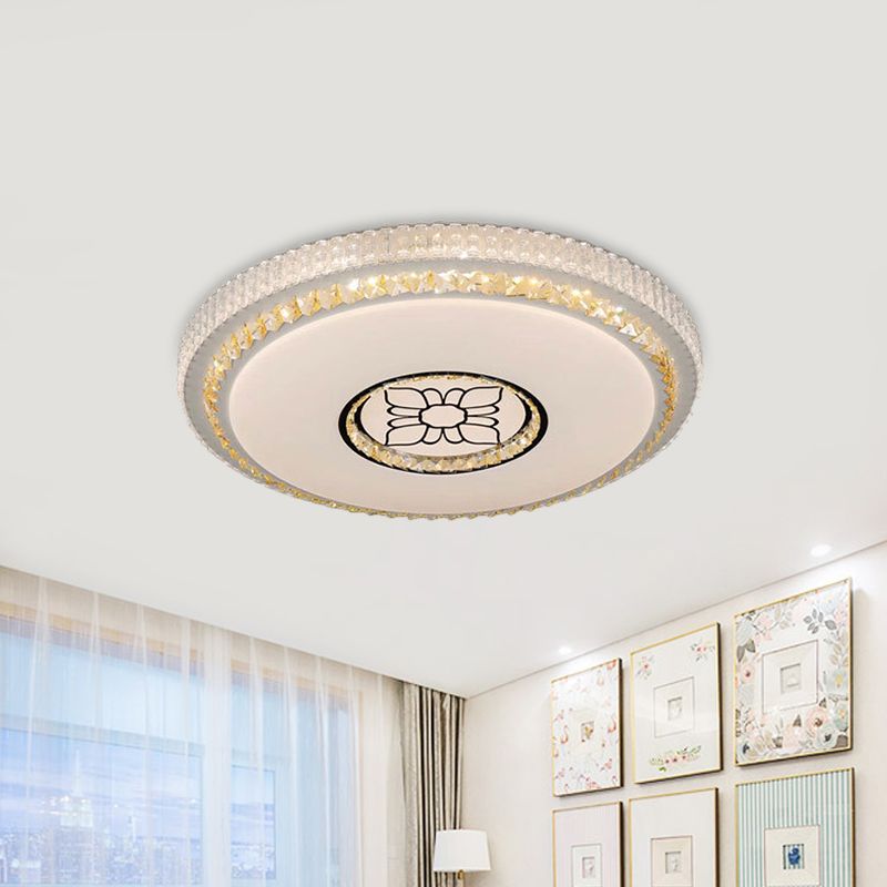 Circular Parlor Flush Light Cut Crystal LED Modernist Ceiling Flush Mount with Flower Pattern in White
