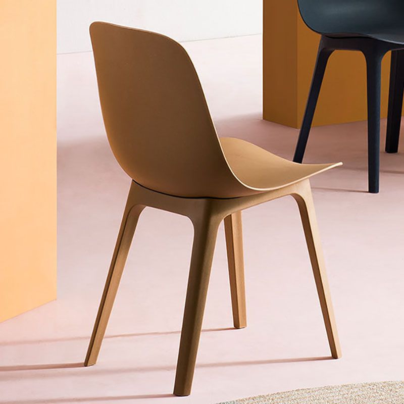 Chaise de salle à manger en plastique moderne, chaises de salle à manger sans bras pour utilisation au restaurant