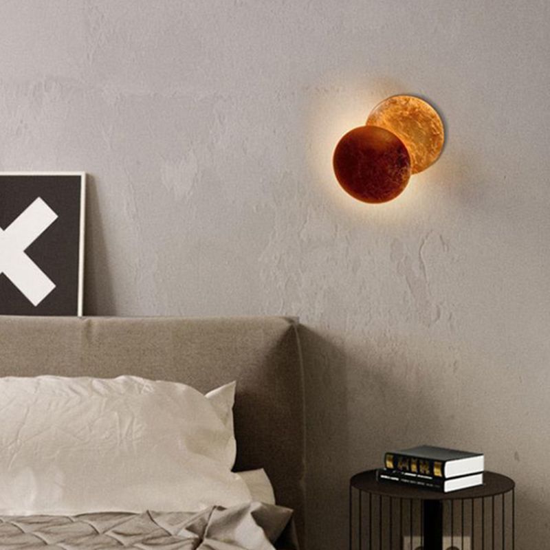 Postmodern Style Metal Wall Light Simple Geometry Circle Rotatable Wall Lamp for Bedroom