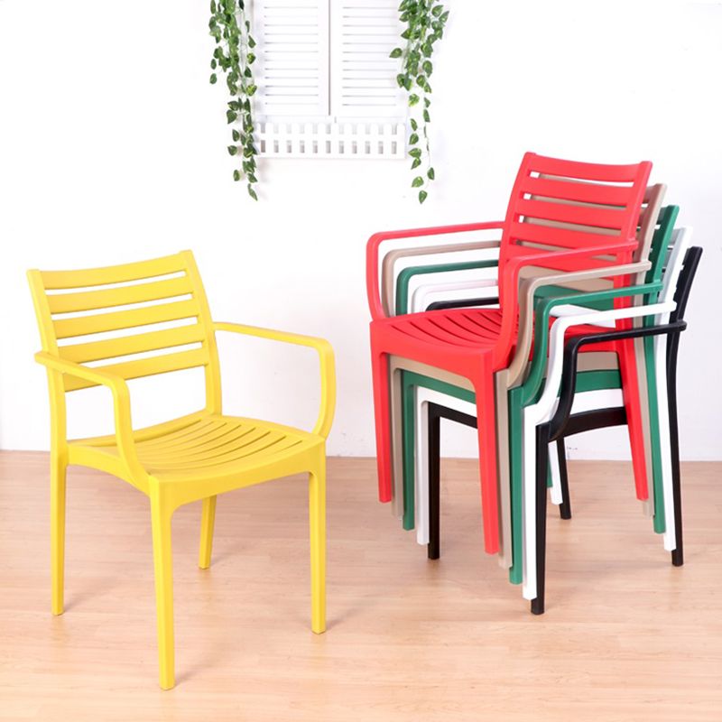 Sillas de comedor contemporáneas Silla lateral con brazo de comedor con patas de plástico