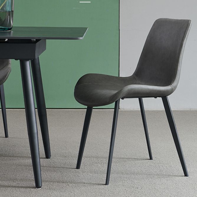 Sillas de comedor industriales de cuero metálico Sillas de comedor con respaldo sólido (juego de 2)