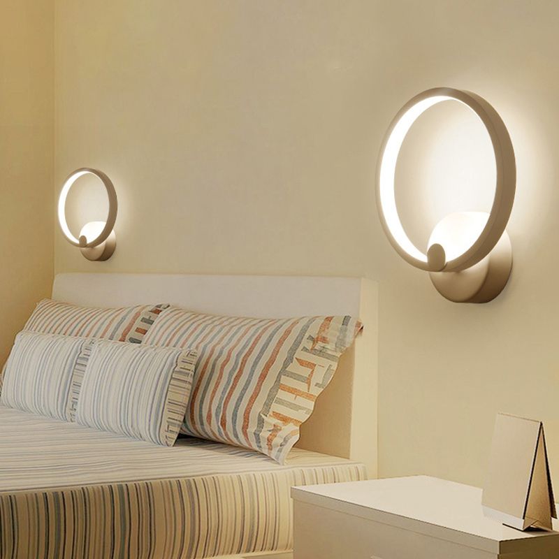 Round Shape Wall Lamp Modern Style Acrylic 1 Light Sconce in White