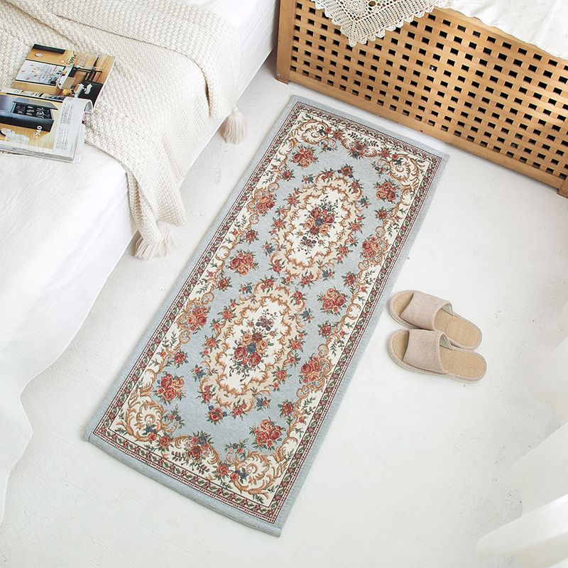 Apricot Medallion Pattern Rug European Polyester Area Rug Non-Slip Backing Carpet for Bedroom