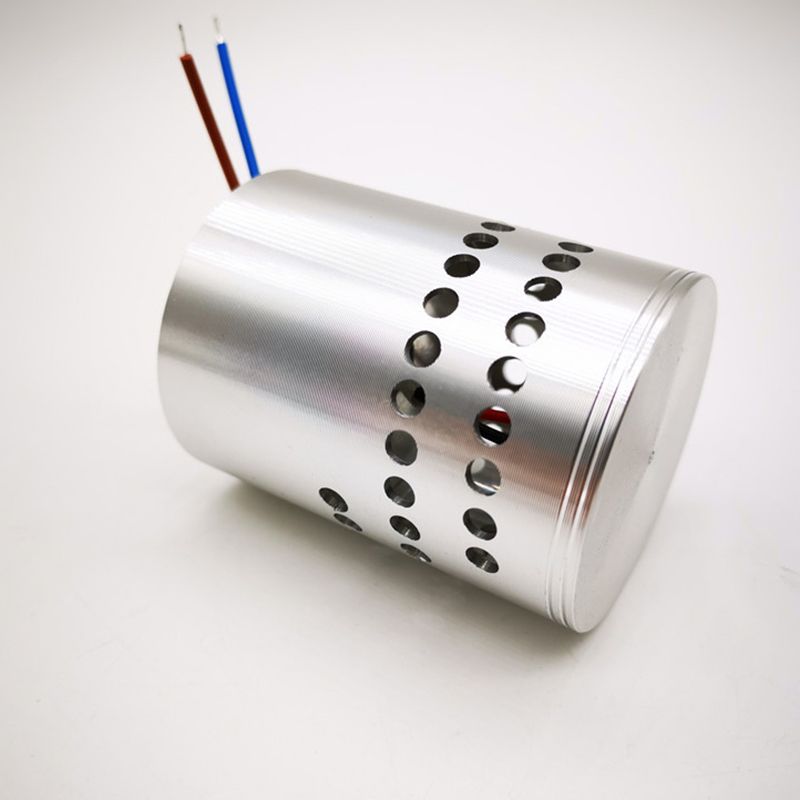 Moderne stijl RGB kleur wandlamp wit uitgeholde vlindersconstructie verlichting met ijzeren vierkante schaduw