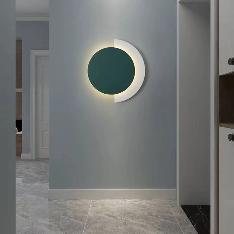 Single Modern Wall Mounted Sconce LED Round Wall Light in Green/Black/Orange Finish