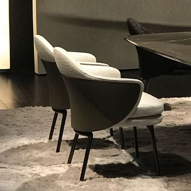 Silla de comedor de metal moderno, silla lateral de tela para uso en restaurantes